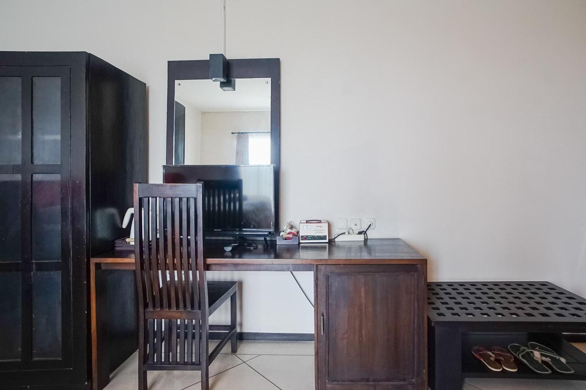Queen Rose Villa & Spa Jimbaran  Exterior photo